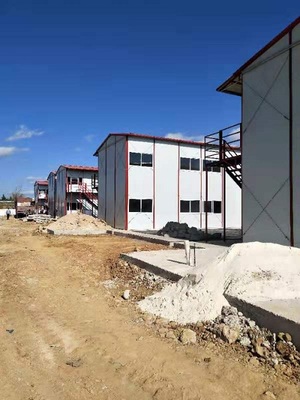 臨滄活動(dòng)板房優(yōu)質(zhì)選擇指南 專業(yè)推薦與林強(qiáng)活動(dòng)房評測